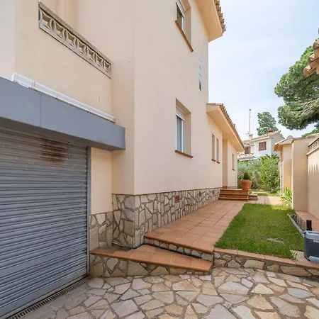 Villa 5 Bedroom In