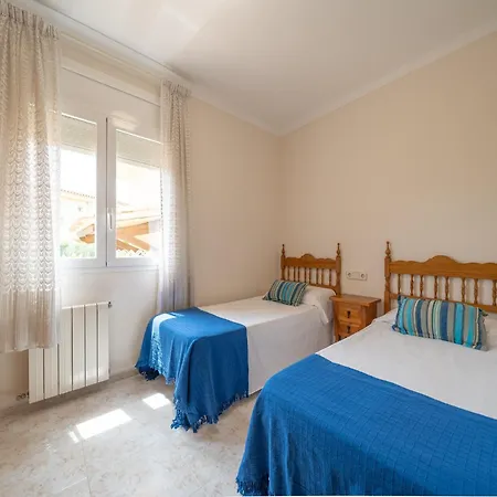 Villa 5 Bedroom In L'Escala